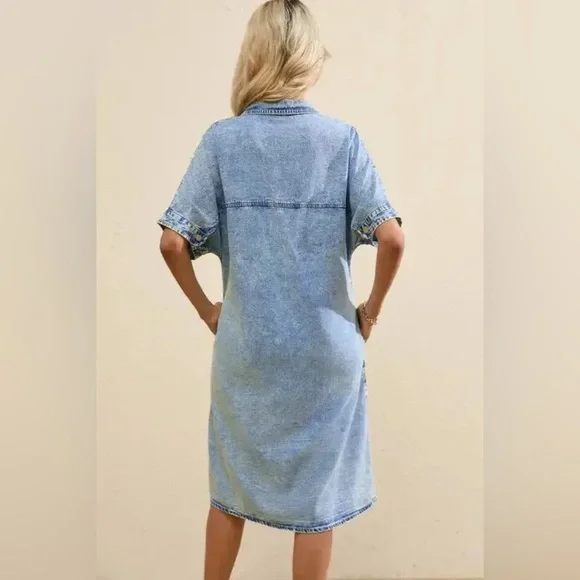 Boutique Denim Shirt Dress Light Wash Collared Button Down Utility Normcore XL - Picture 3 of 12